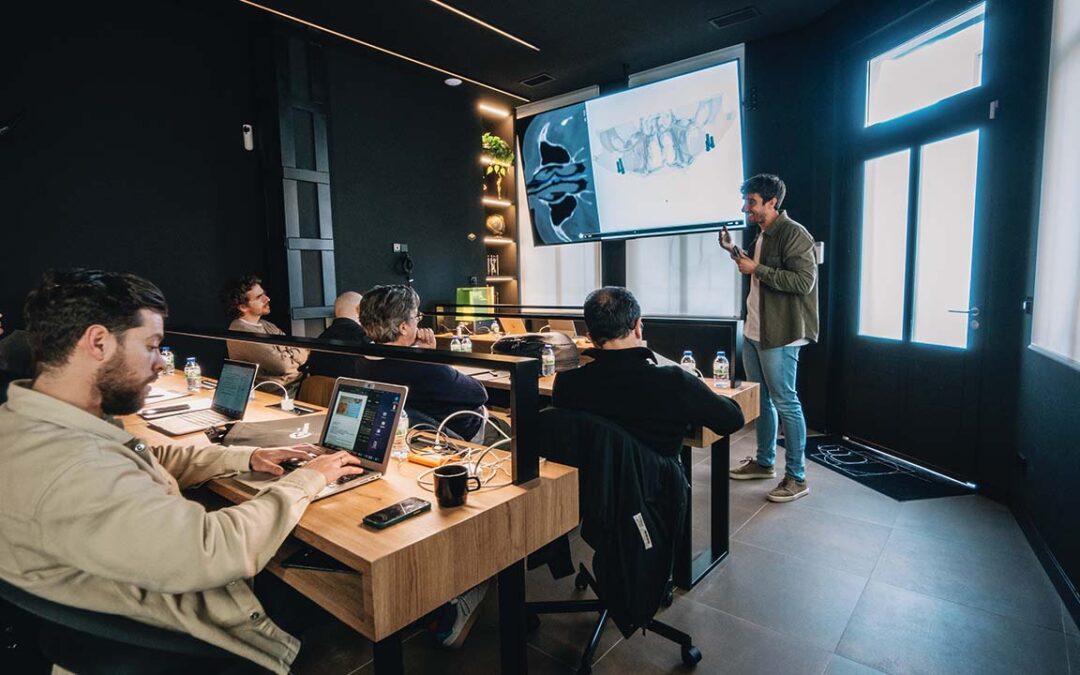 Curso de implantes subperiósticos en Tenerife