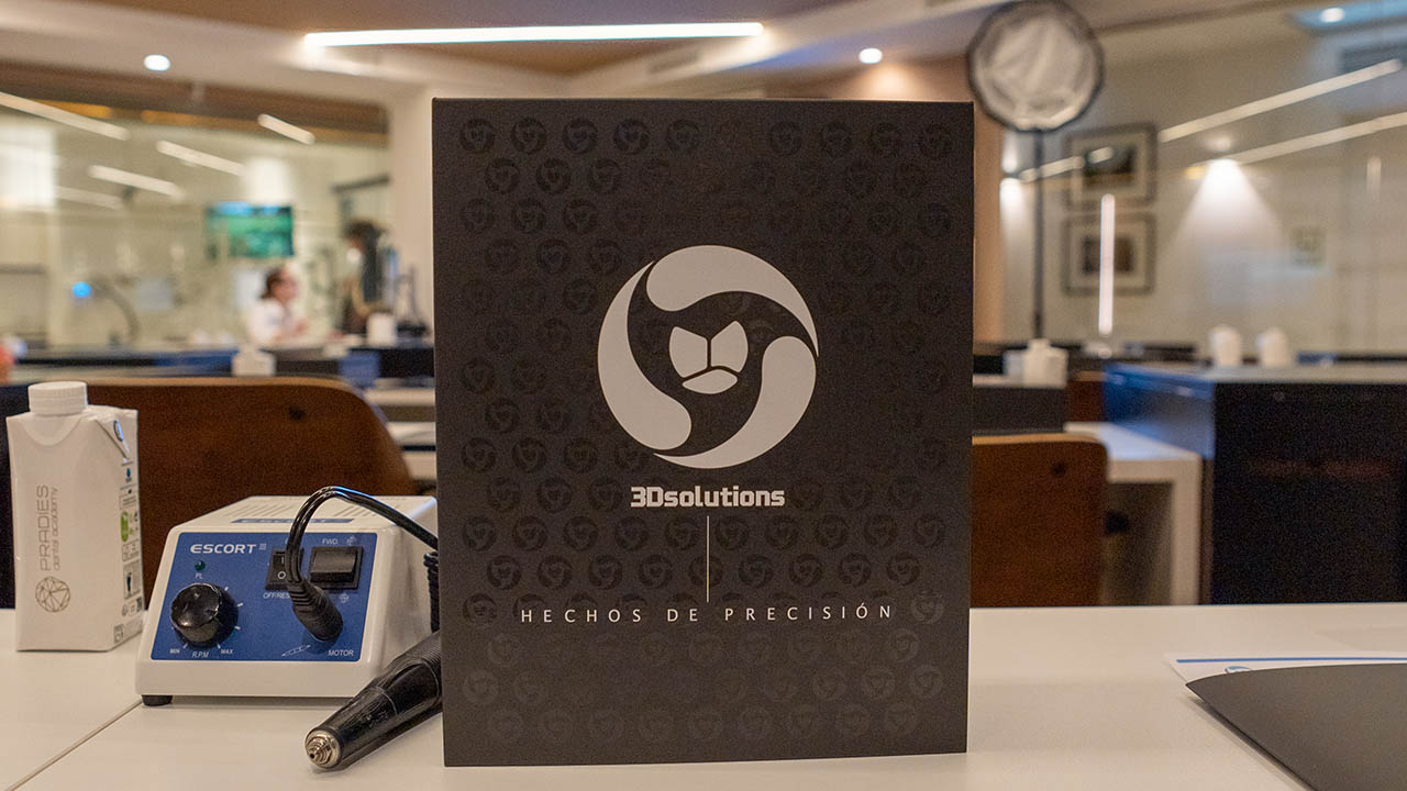 implantes subperiósticos de Fresmedical.